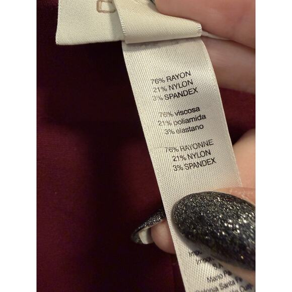 Chicos | Women’s Juliet Ankle Pants So Slimming Burgundy Stretch -Size 2.5 ( 14) - Picture 3 of 6